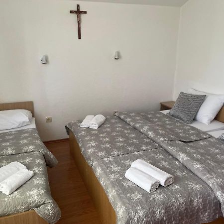 ホテル Pansion Luka Međugorje エクステリア 写真